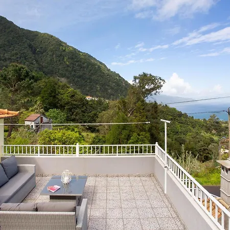 Semesterbostad Casa Estrela Do Norte Ponta Delgada (Madeira)